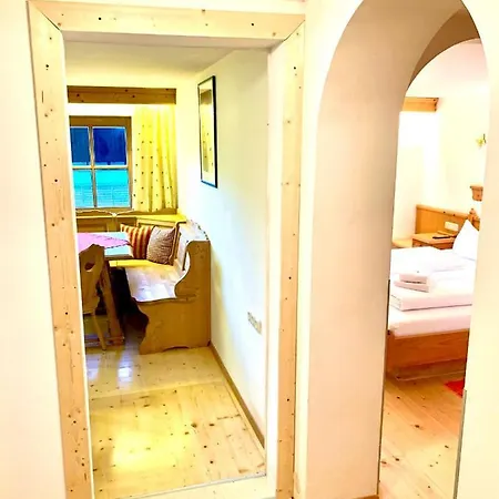 Apartment Gutshof Zum Schluxen Pinswang