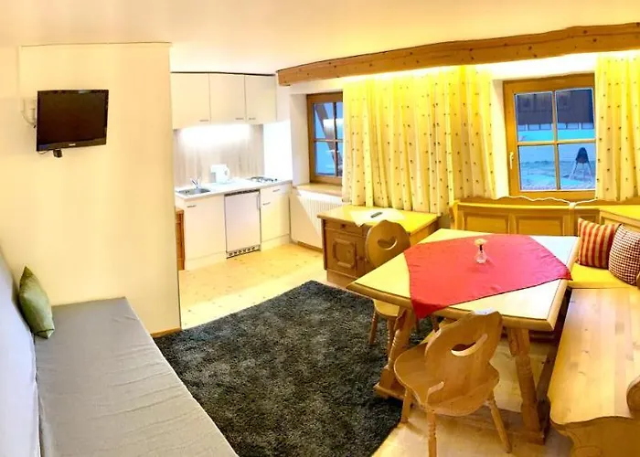 Apartamento Gutshof Zum Schluxen Pinswang