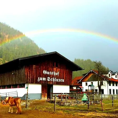 Gutshof Zum Schluxen * Pinswang