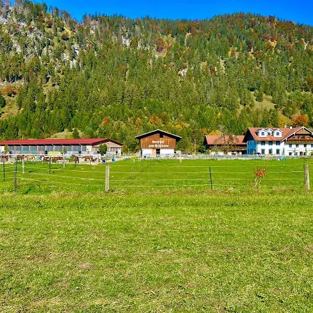 Gutshof Zum Schluxen *