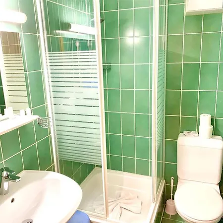 Gutshof Zum Schluxen Appartamento *